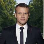 Ritratto presidenziale di Emmanuel Macron su iPhone