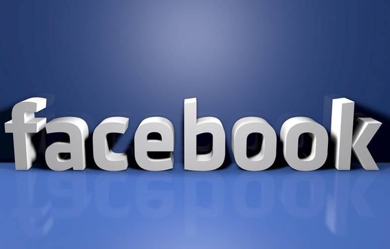 Facebook: aggiorna l'applicazione iPhone iPad