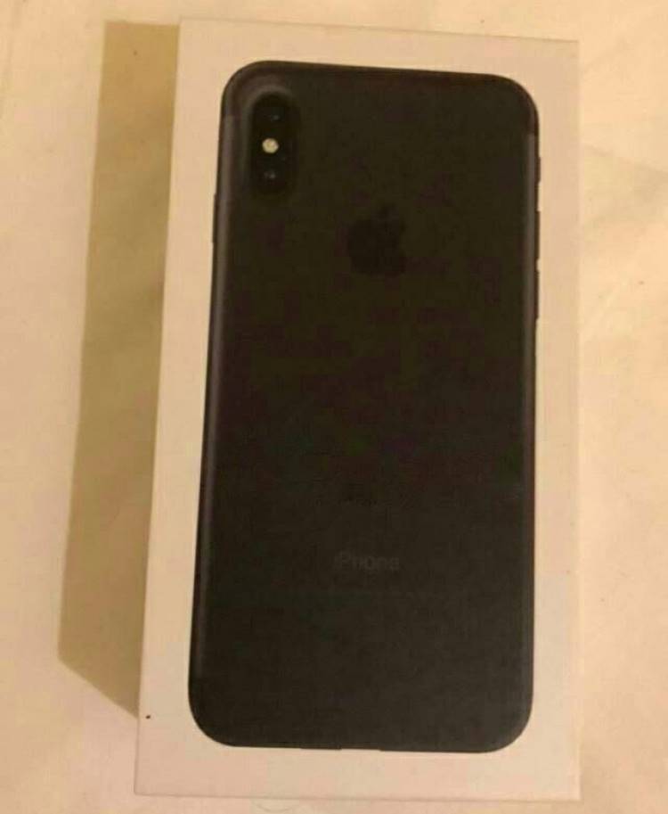 iPhone 8 box förpackning