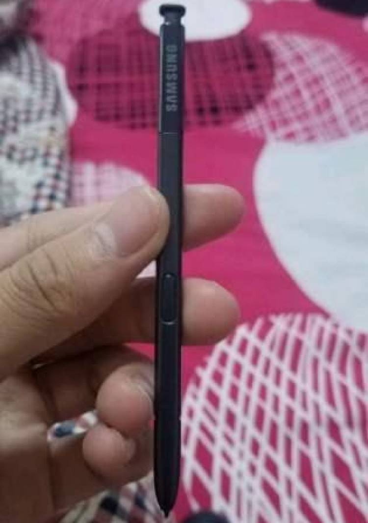 samsung galaxy note 8 diseño s pluma