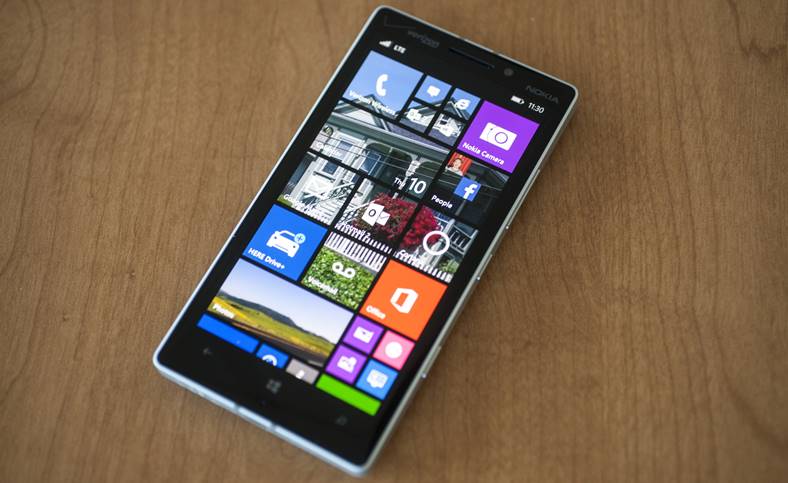 Windows Phone zmarł iPhone z Androidem