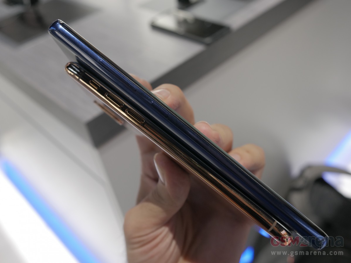 Samsung Galaxy Note 8 vertailu iPhone 8 4