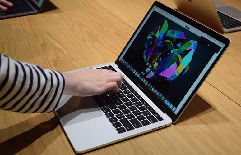 niezawodność laptopa Apple