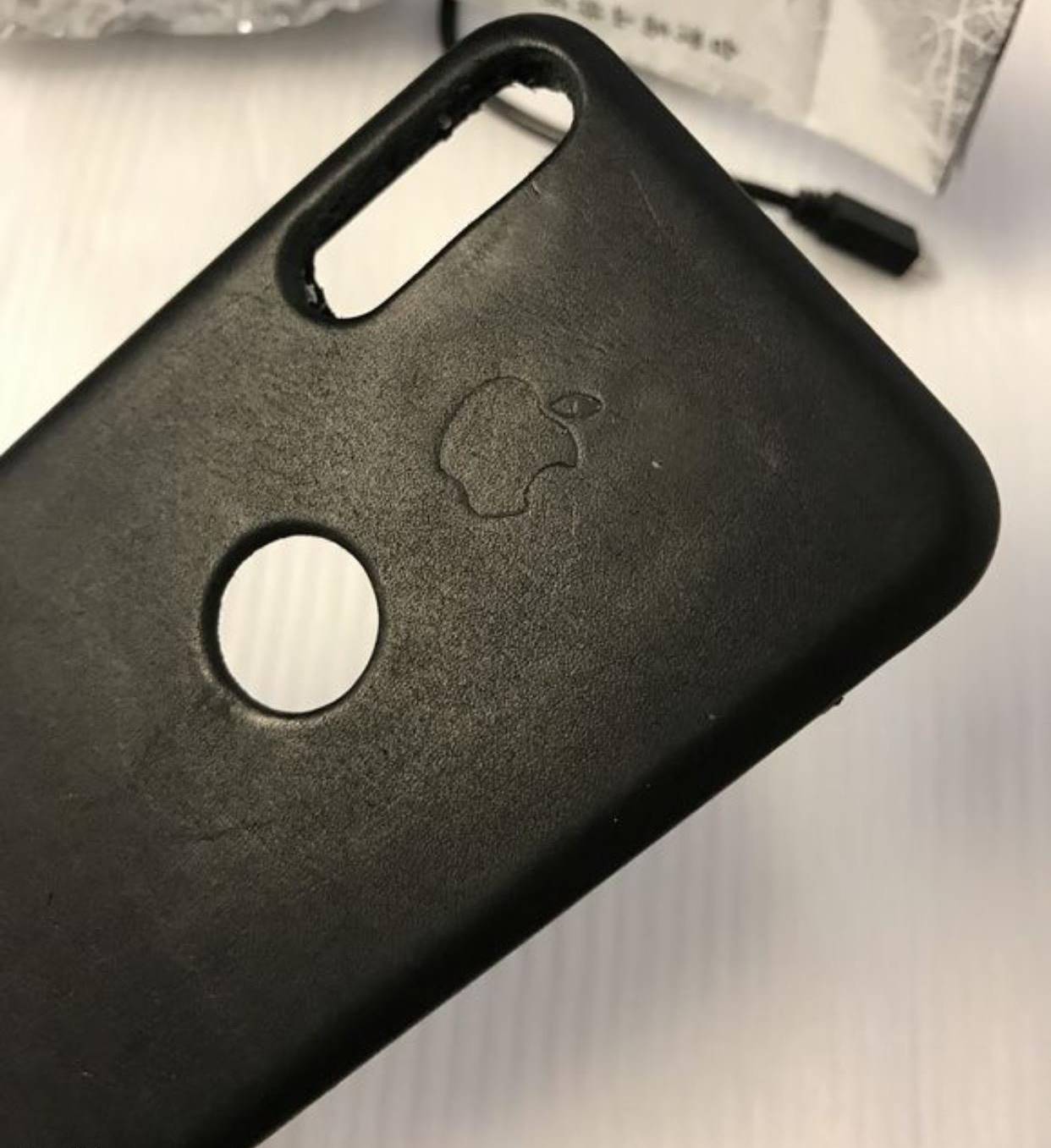 Coque iPhone 8 Apple confirme Touch ID