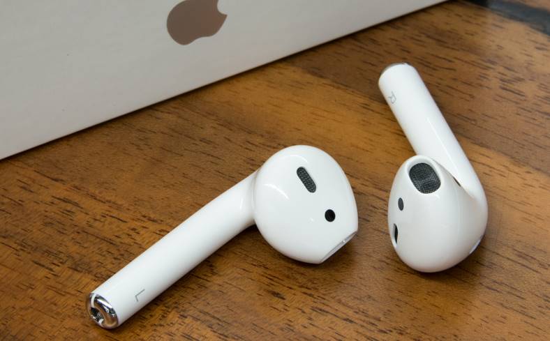 AirPods 1.2 lanzado Apple iPhone 8