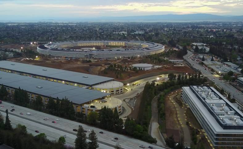 Apple Park Show avant l'ouverture