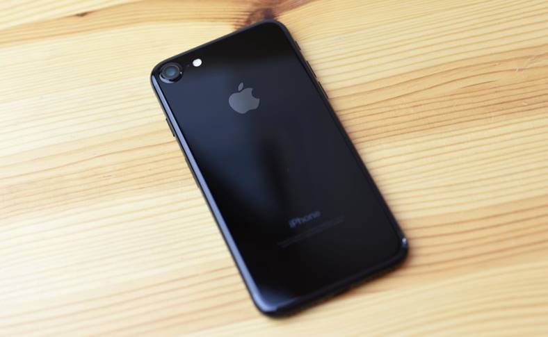 iPhone 7 negro azabache 32 GB