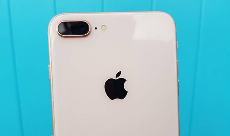 iPhone 8 PRET MIC Romania Apple