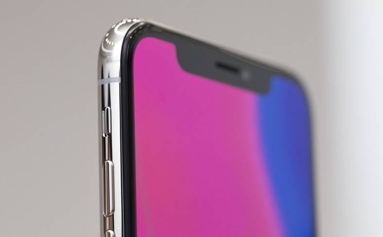 Fani Androida z funkcją Face ID w telefonie iPhone X