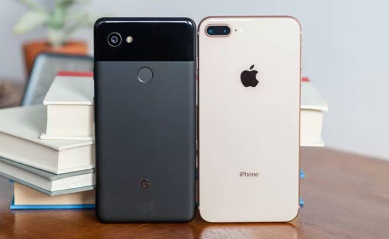 Google Pixel 2 XL iPhone 8 Plus Breekbaar