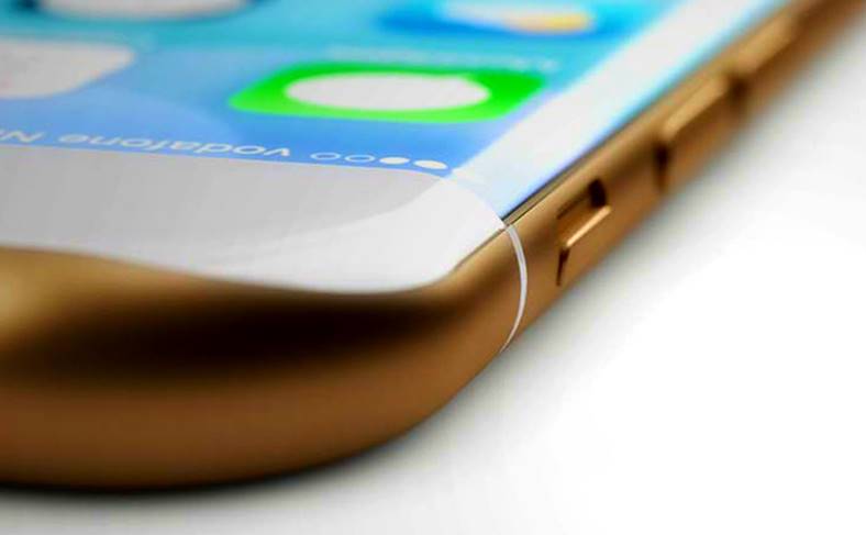 Apple scapa Samsung OLED