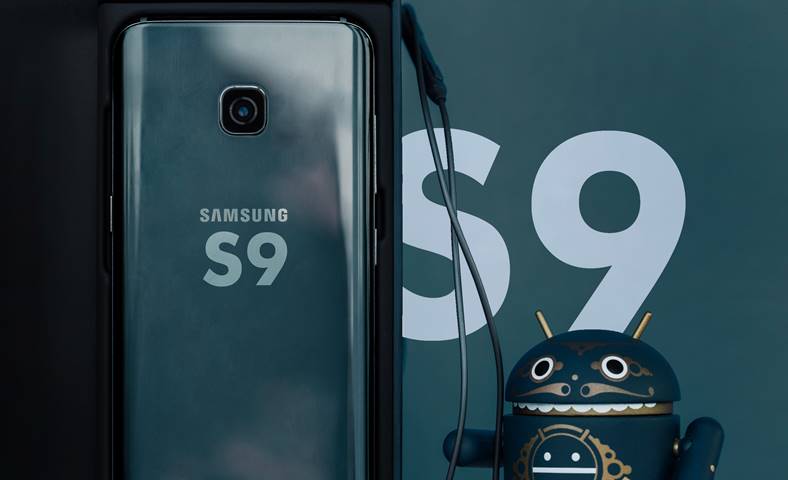 Samsung Galaxy S9 pret mare