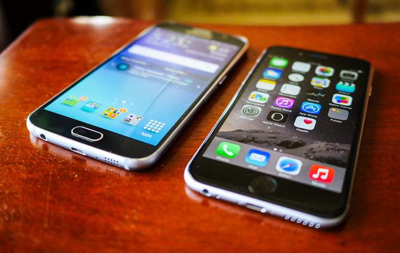 eMAG. Telefoanele iPhone Samsung Reduse Ziua Nationala