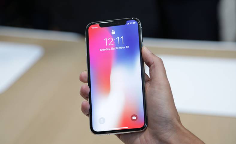 iPhone X Profit Samsung Huawei