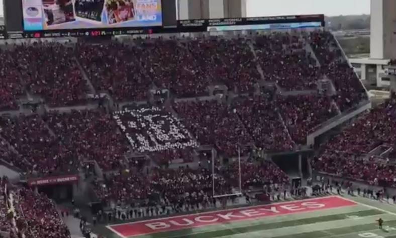 L'iPhone s'est moqué des supporters du stade