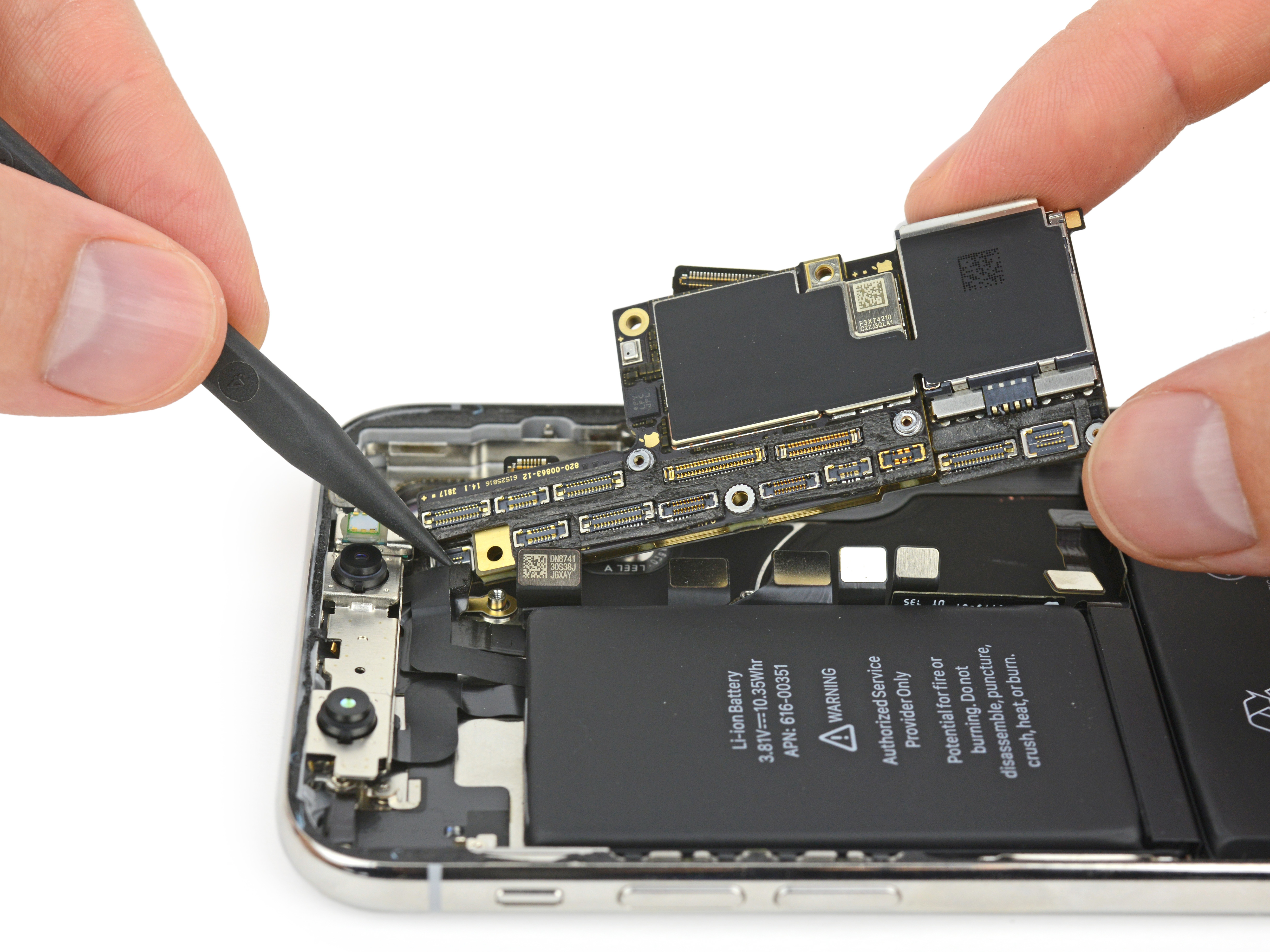 Novità sulla batteria della scheda logica dell'iPhone X 1