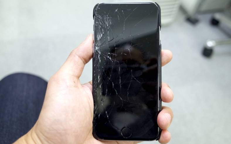 smartphone screen heals itself