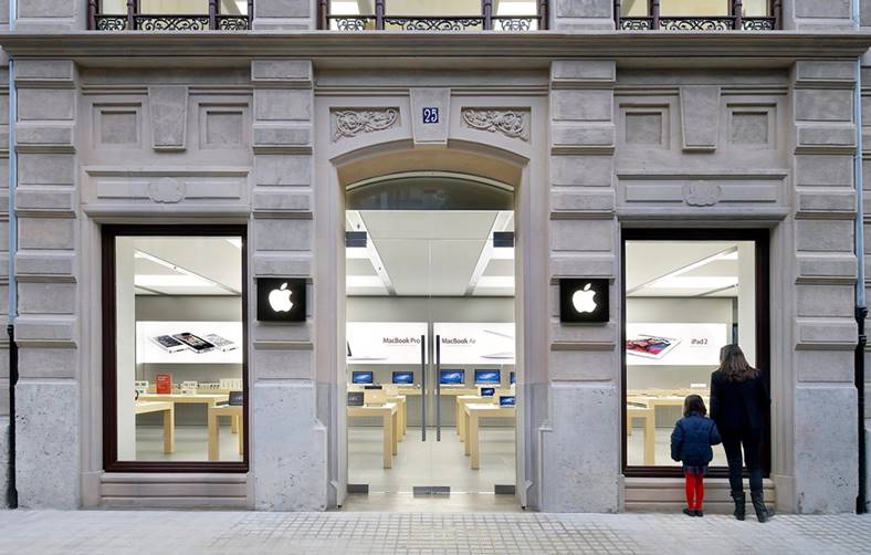 Apple Store evakuiert, iPhone-Akku explodiert