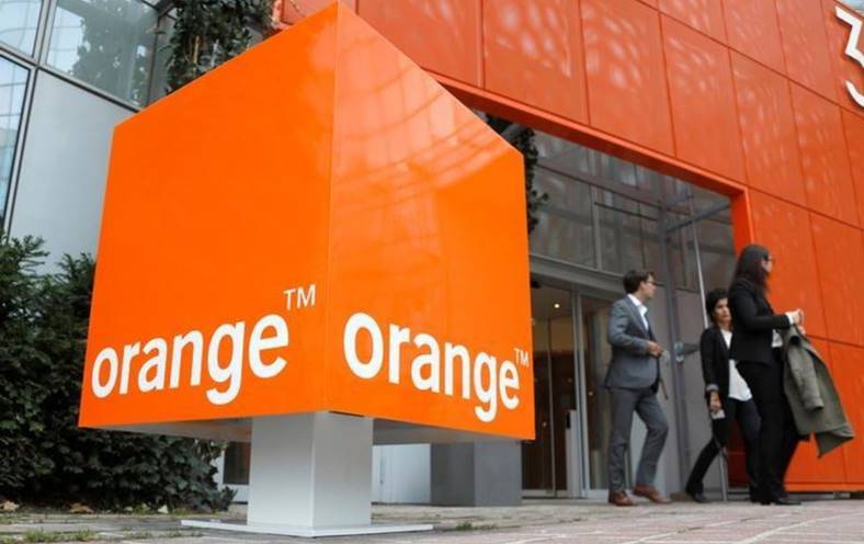 orangefarbene Telekommunikationsfusion