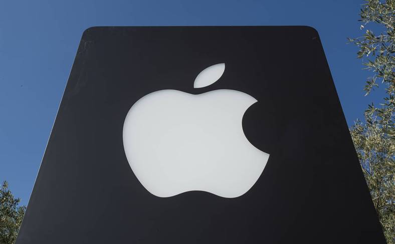 Apple vanzari iphone incasari profit record