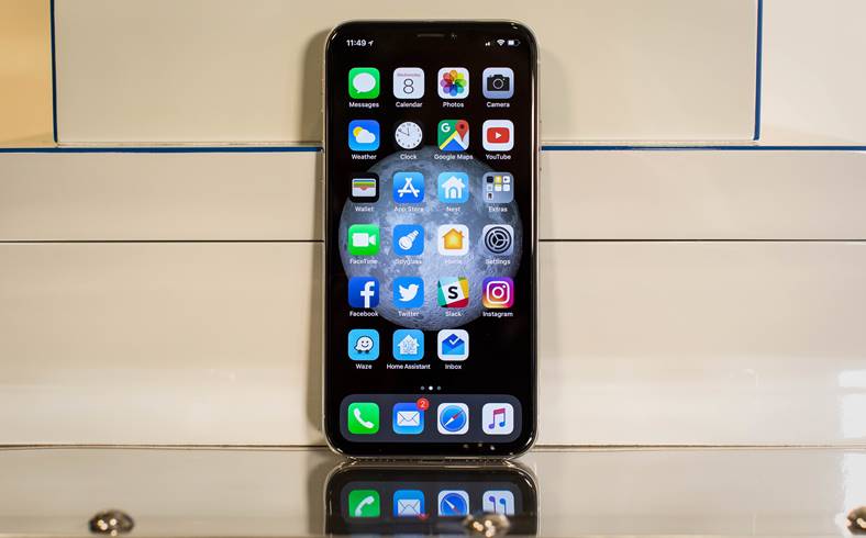 iPhone X Samsung Apple Partners lopettaa tuotannon