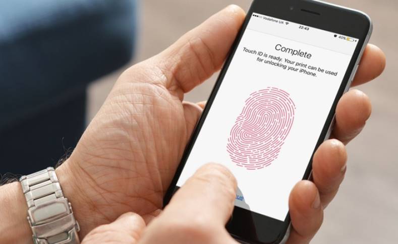 Fingerprints DEAD Police låser upp iPhone