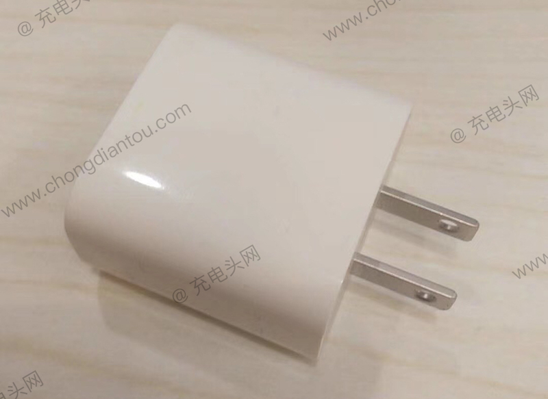 iPhone 11 Nouveau chargeur rapide PREMIÈRES Photos 349914 1