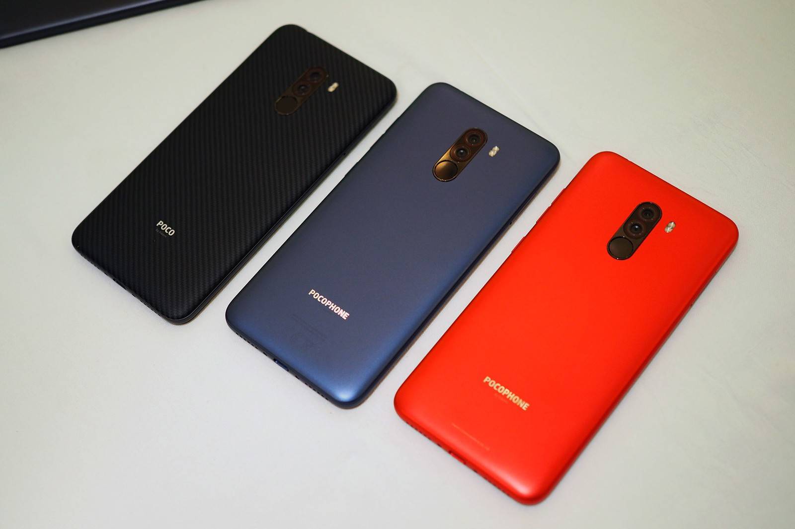 POCO F1 GEWELDIGE Android-telefoon 2POCO F1 GEWELDIGE Android-telefoon 2