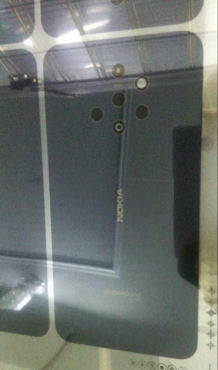 Nokia 9 Imagine Unitate REALA Camera CIUDATA 1