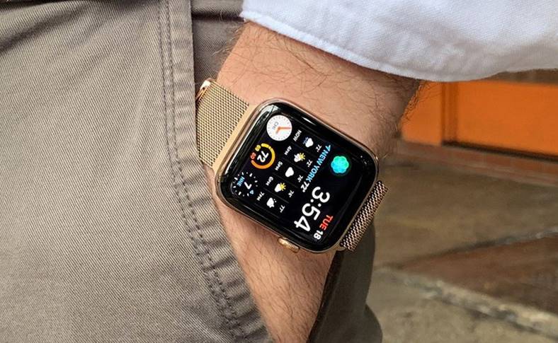 apple watch 4 battery