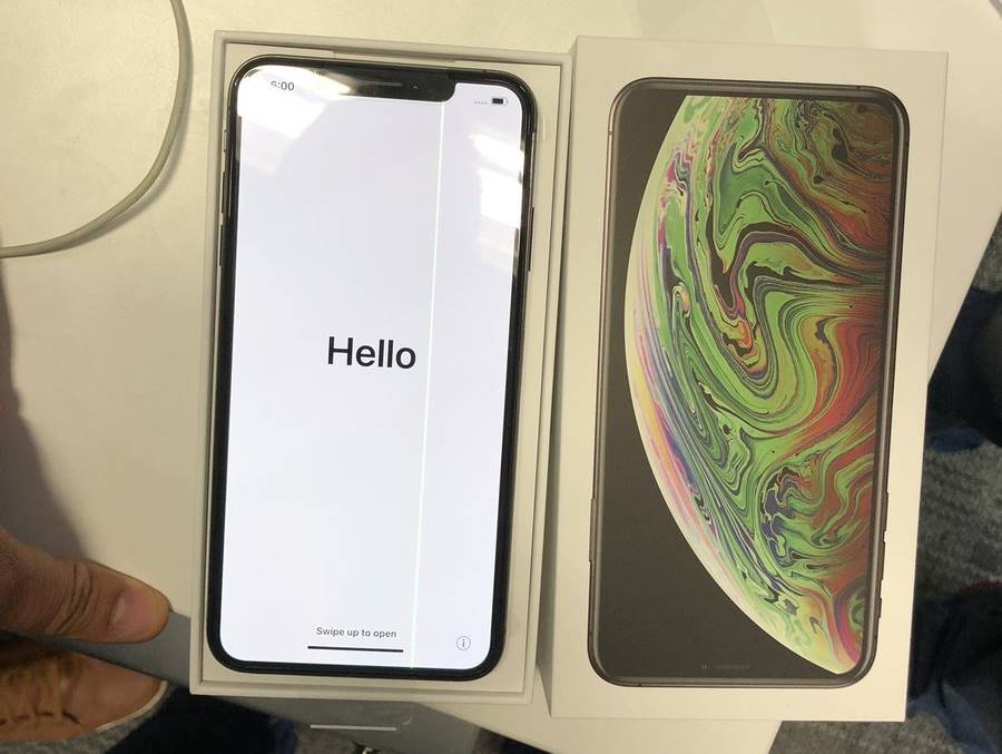 iphone xs max ødelagt skærm 1