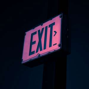 exit_inscription_lights_128483_2780x2780 | iDevice.ro