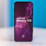 Samsung GALAXY S10 ligner en telefon