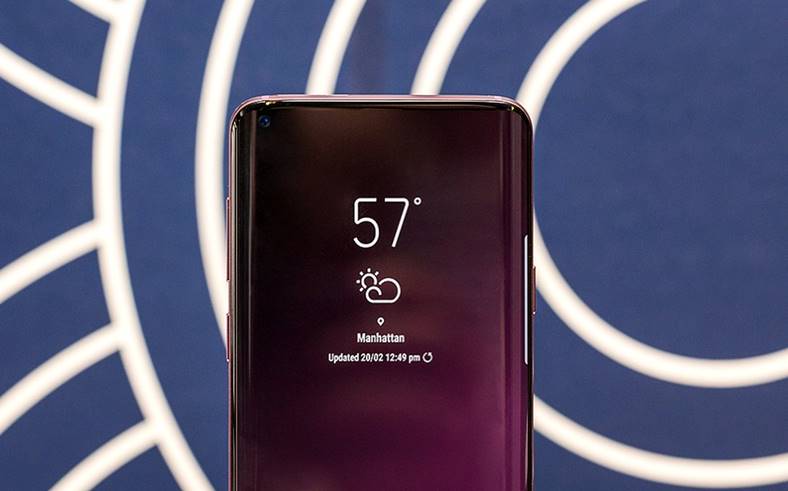 Samsung GALAXY S10 iPhone xs precio