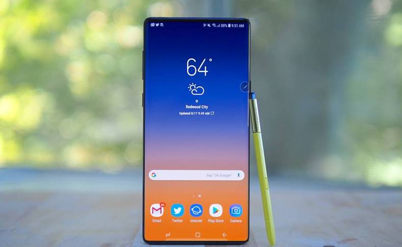 Samsung GALAXY NOTE 10 s camera aan de voorkant