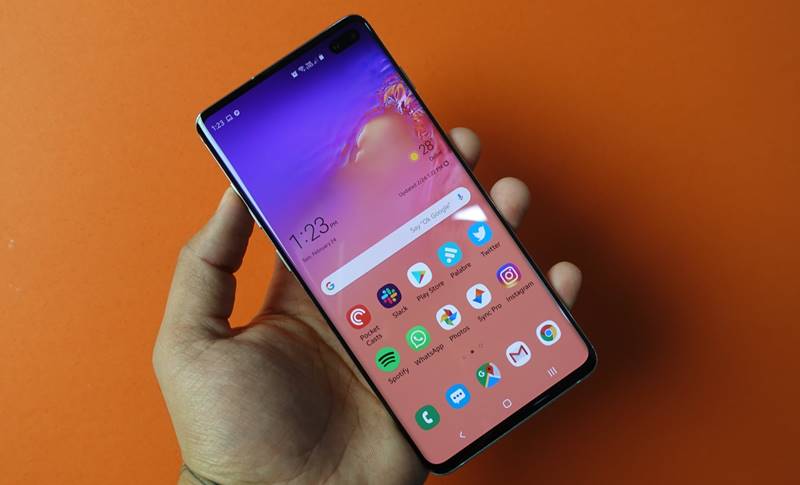 Samsung GALAXY S10 TV gave