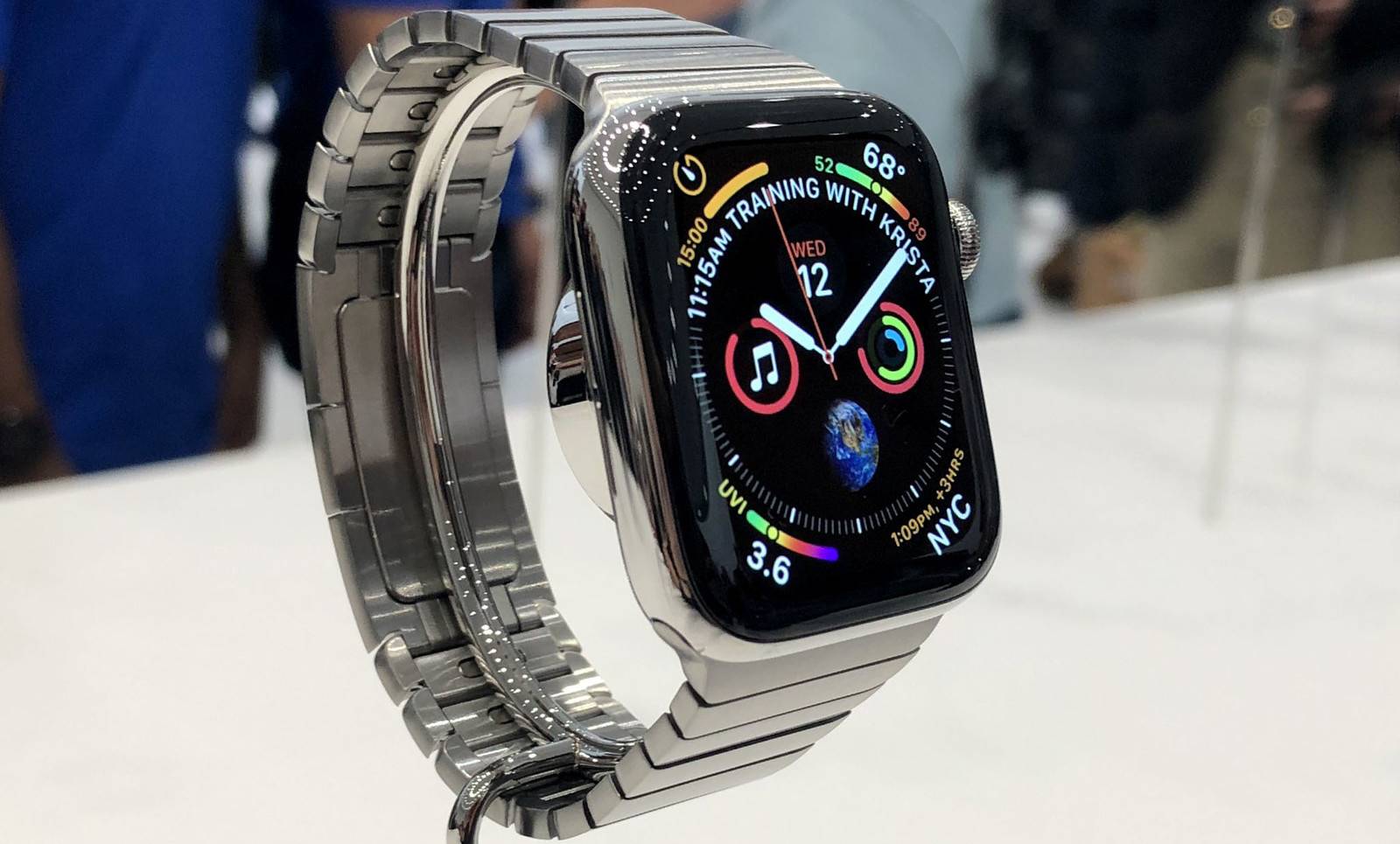 Apple Watch 4 tutoriale salvat viata