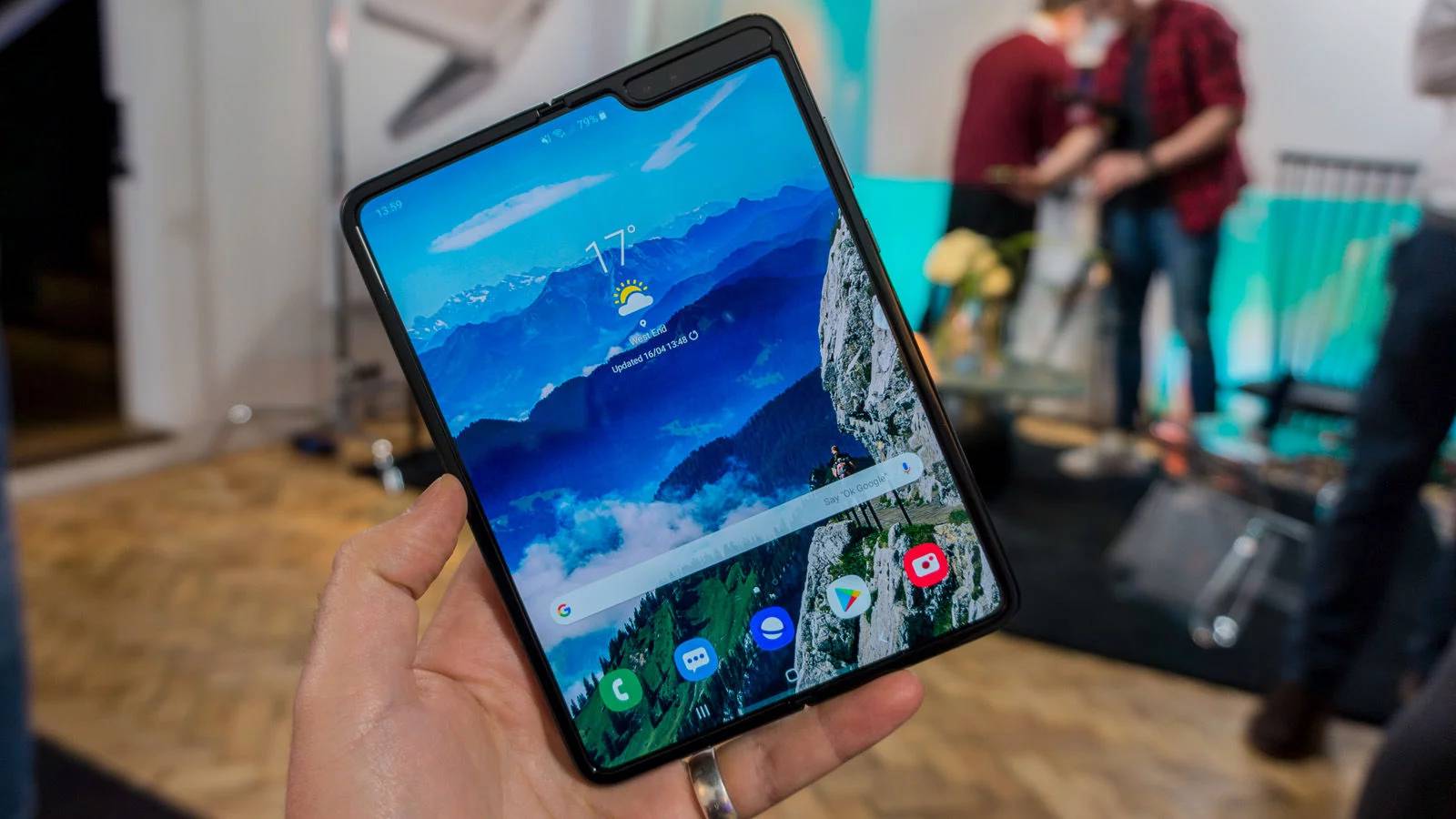 Samsung GALAXY FOLD vernietigen