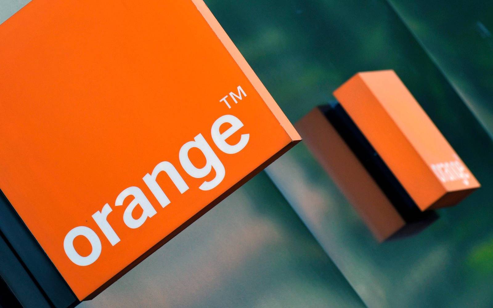 orange telefoner tillbehör Rumänien