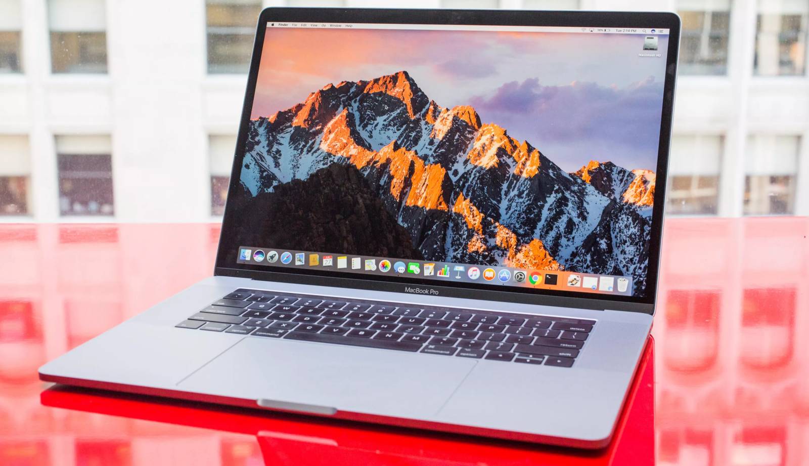 MacBook Pro 16-inch lancering