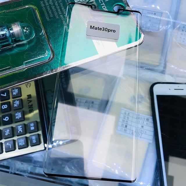Huawei MATE 30 PRO Dezvaluirea SUPARA Multi FANI panou frontal Huawei MATE 30 PRO Dezvaluirea SUPARA Multi FANI panou frontal