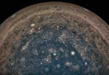 Planeta Jupiter Imaginile INCREDIBILE care au SOCAT si NASA