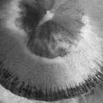Pianeta Marte. 5 NUOVE immagini che hanno STUPITO TUTTA L'UMANITÀ cratere fotografico