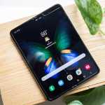 Samsung GALAXY Fold näyttö Rikkoutunut