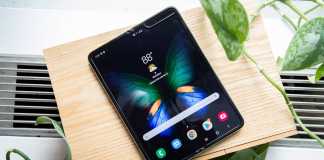 Écran Samsung GALAXY Fold CASSÉ