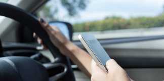 How you can use the phone behind the wheel in Car Support after the changes to the Highway Code