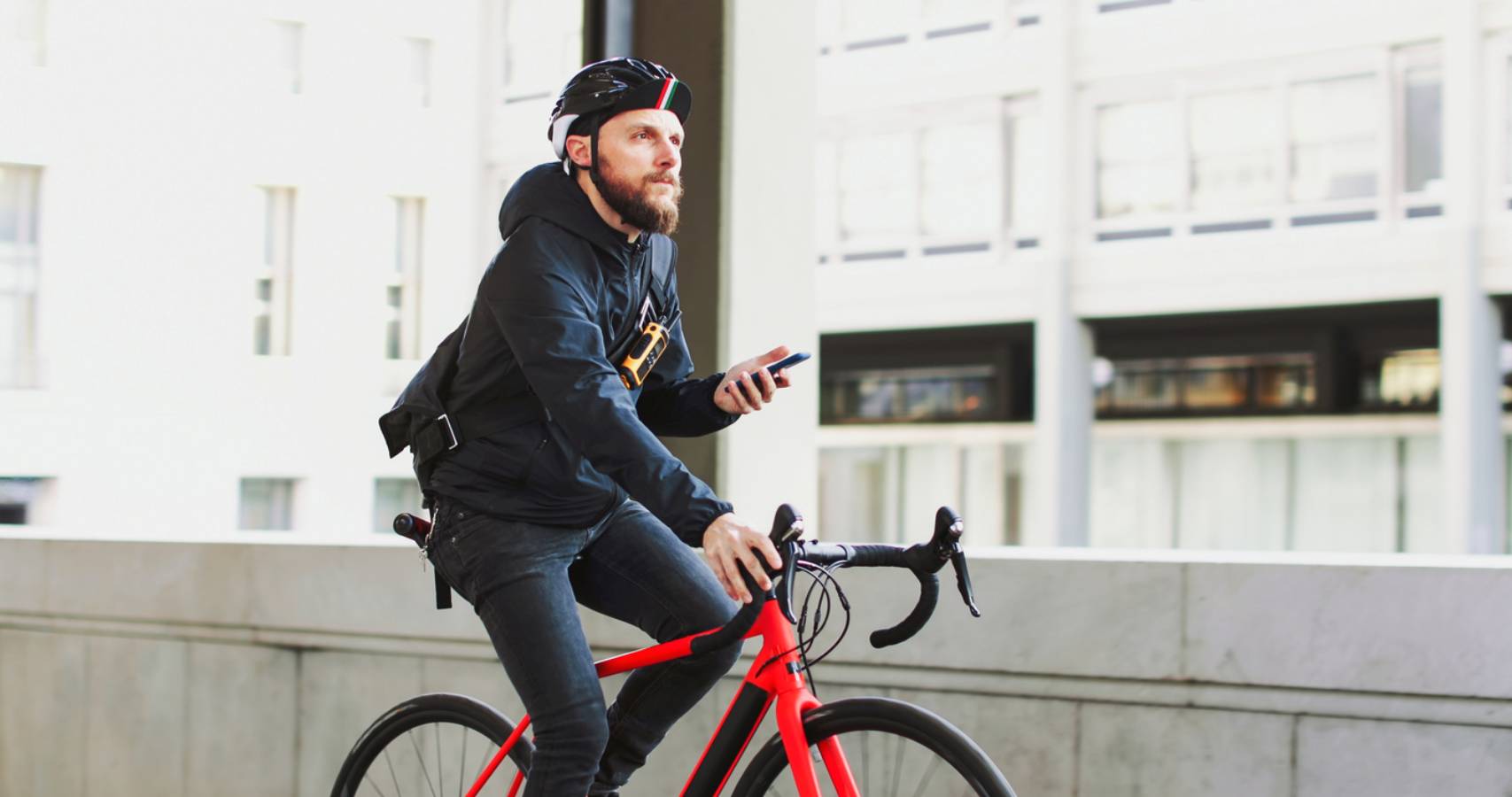 teléfono de bicicleta bien