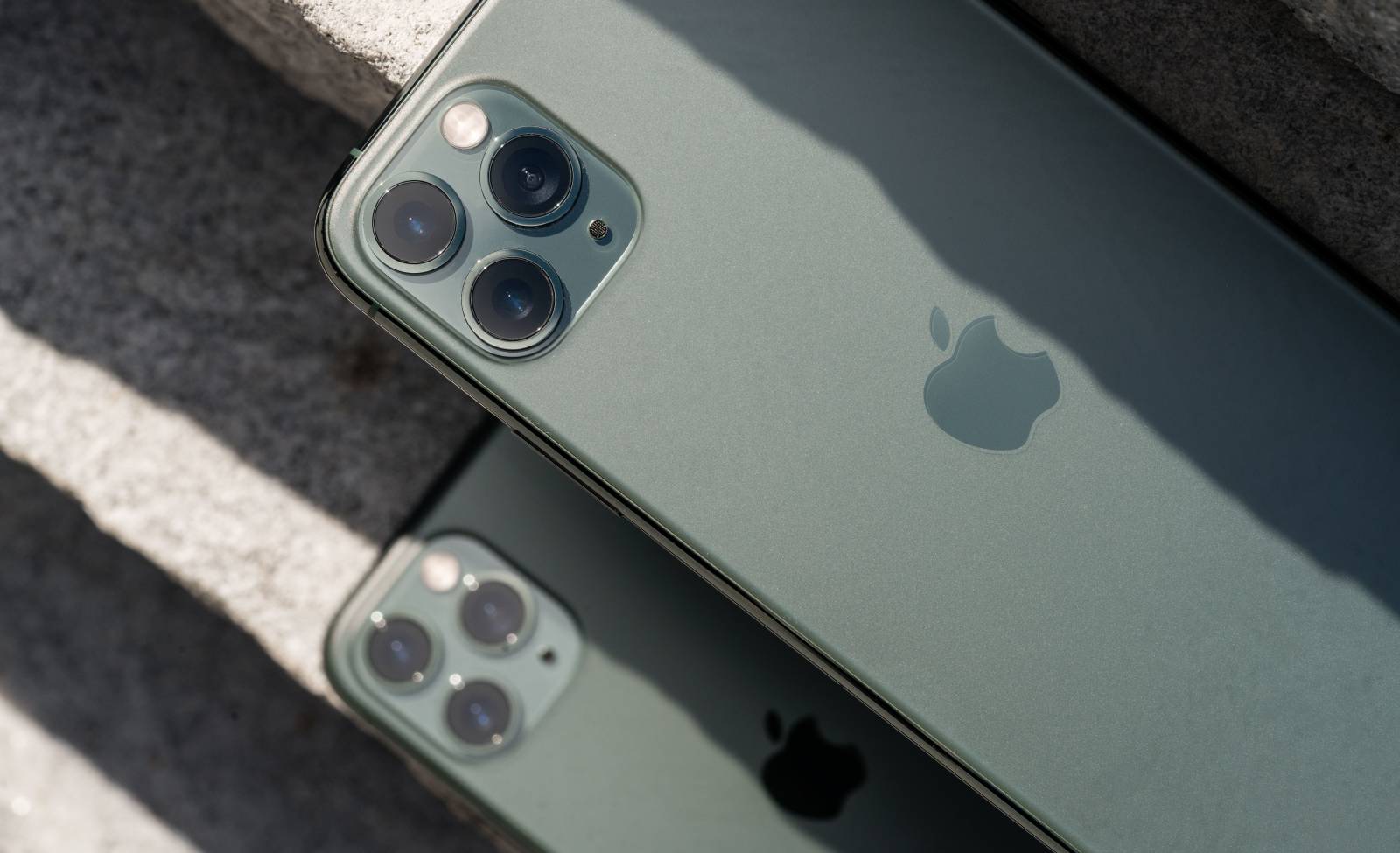 iPhone 11 Pro UMILIZZA i telefoni Android