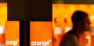 Oranje LAATSTE zeer GOEDE aanbiedingen voor Black Friday van de Operator