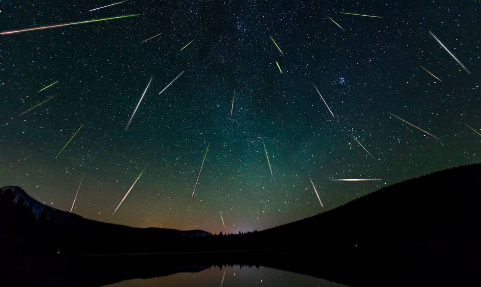 PIOGGIA DI METEORITI DELL'URSIDI